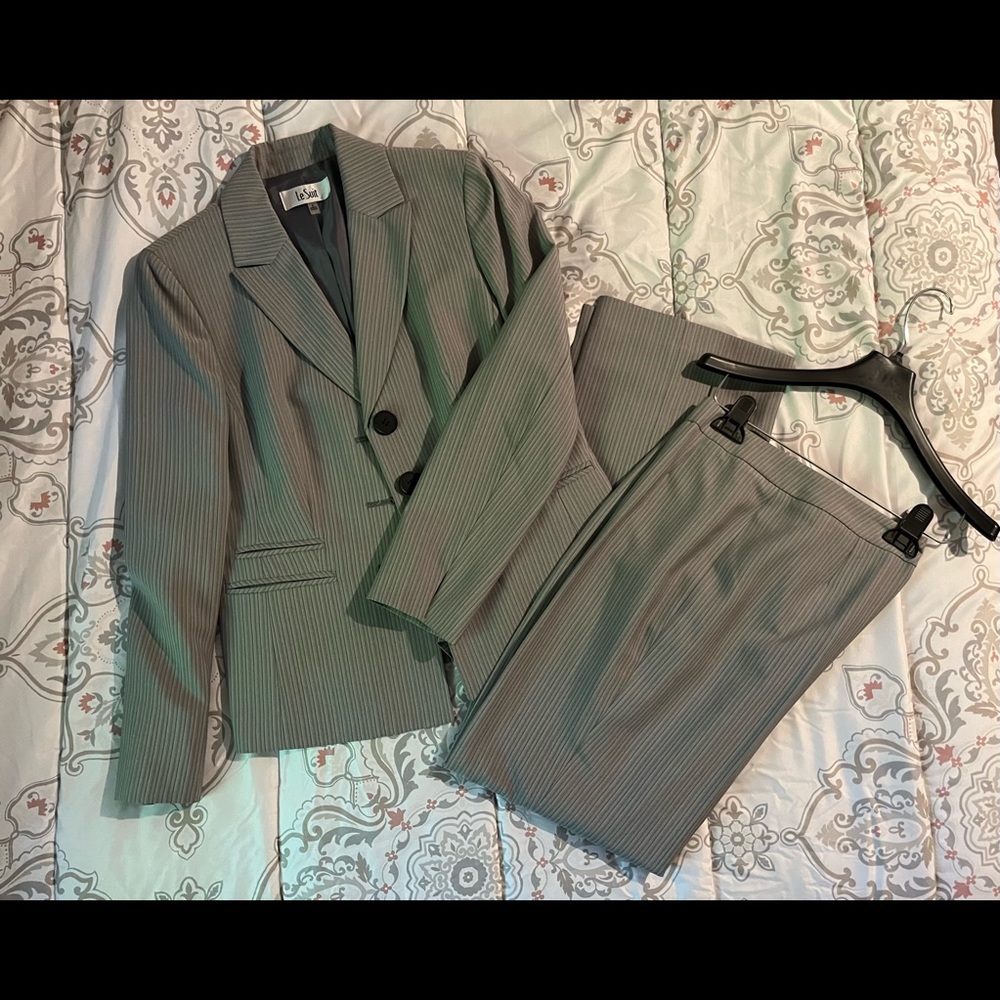Gray Pin Striped Le Suit Pantsuit